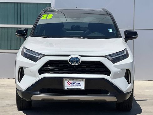 Used 2023 Toyota RAV4 XSE AWD/4WD image 6