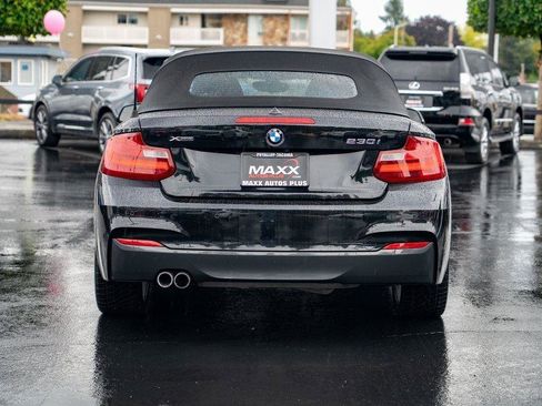 Used 2017 BMW 230i xDrive Convertible image 10