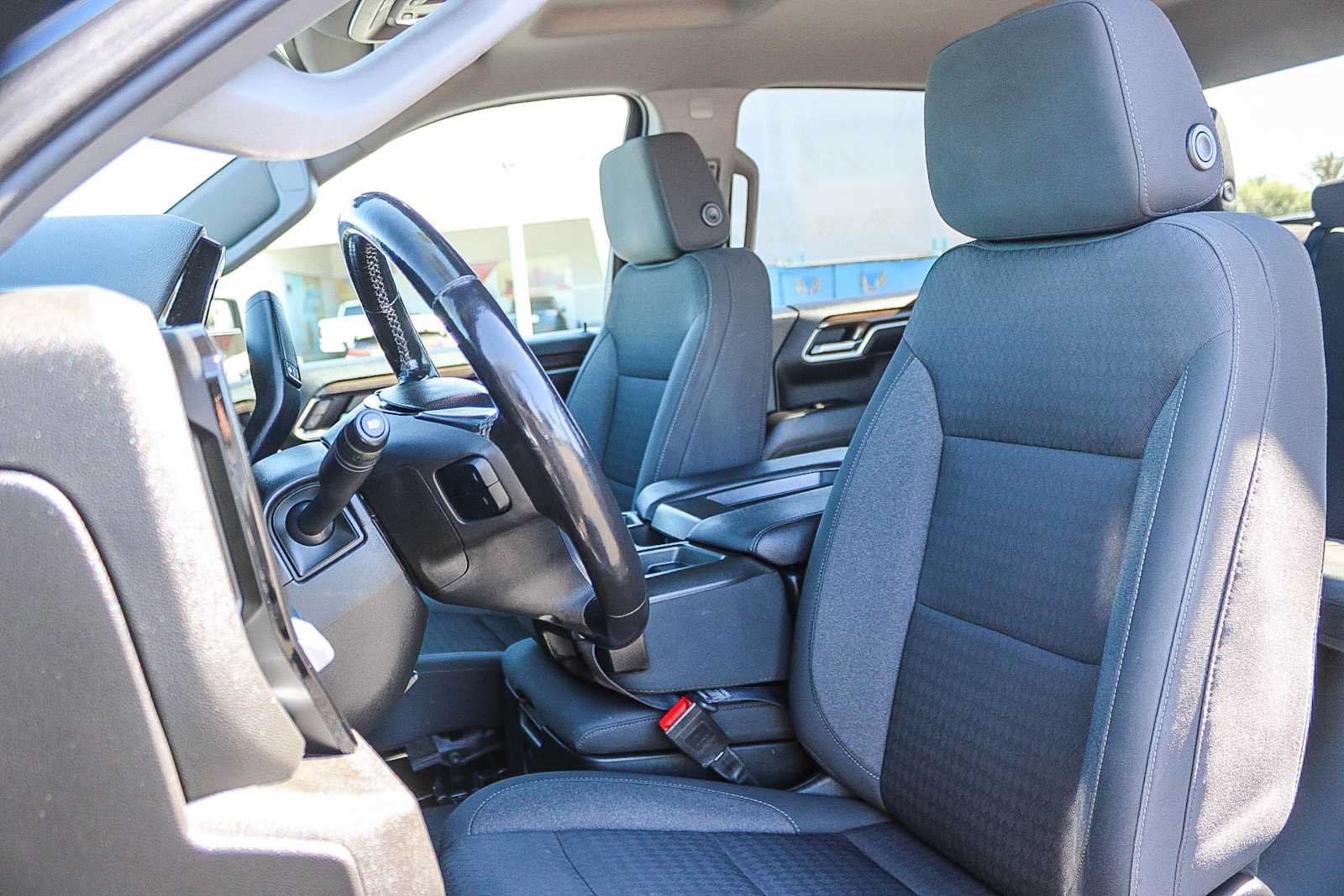 Used 2022 Chevrolet Silverado 1500 RST AWD/4WD image 17