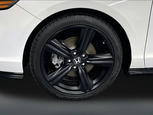 Used 2024 Honda Accord Sport image 30