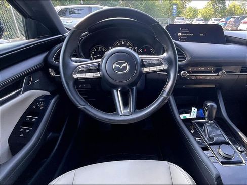 Used 2020 MAZDA MAZDA3 AWD Hatchback w/ Preferred Pkg image 17
