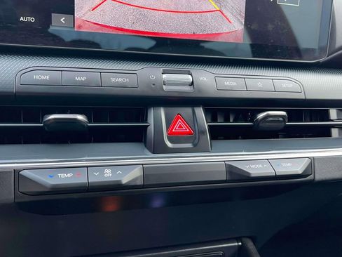 Used 2025 Kia K4 GT-Line w/ GT-Line Premium Package image 28