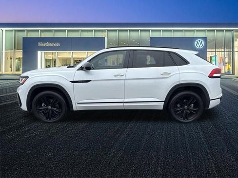 Used 2023 Volkswagen Atlas Cross Sport SEL R-Line image 7