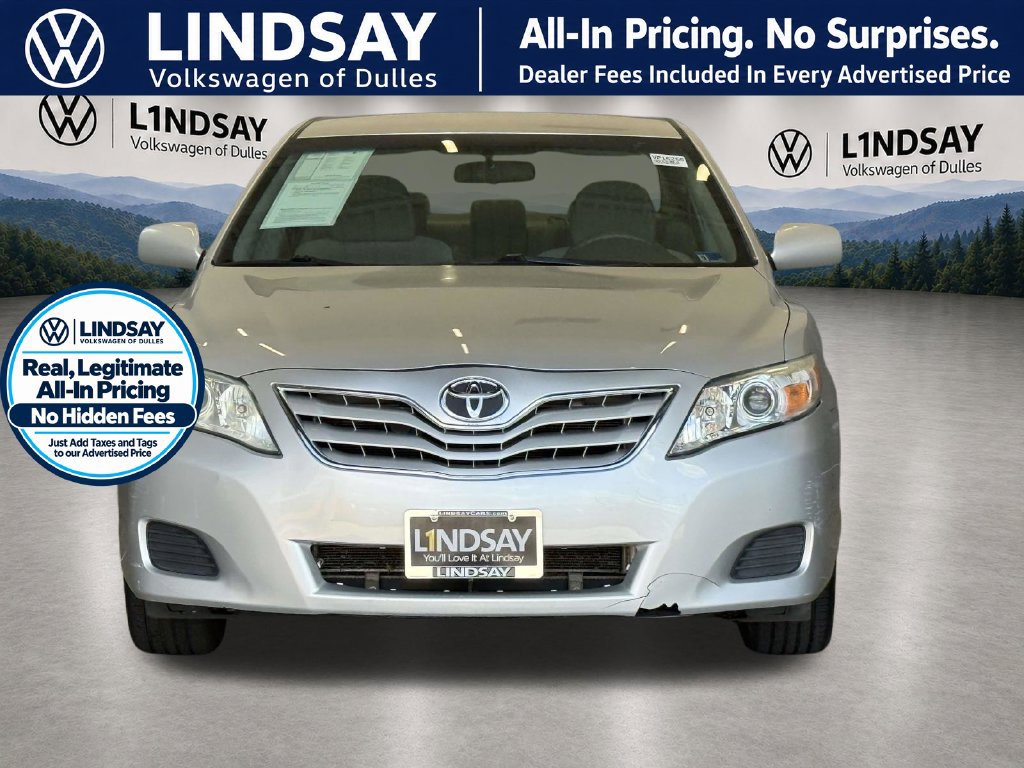 Used 2011 Toyota Camry LE w/ LE Extra-Value Pkg FWD image 3