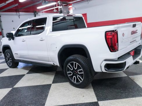 Used 2022 GMC Sierra 1500 AT4 w/ AT4 Preferred Package image 6