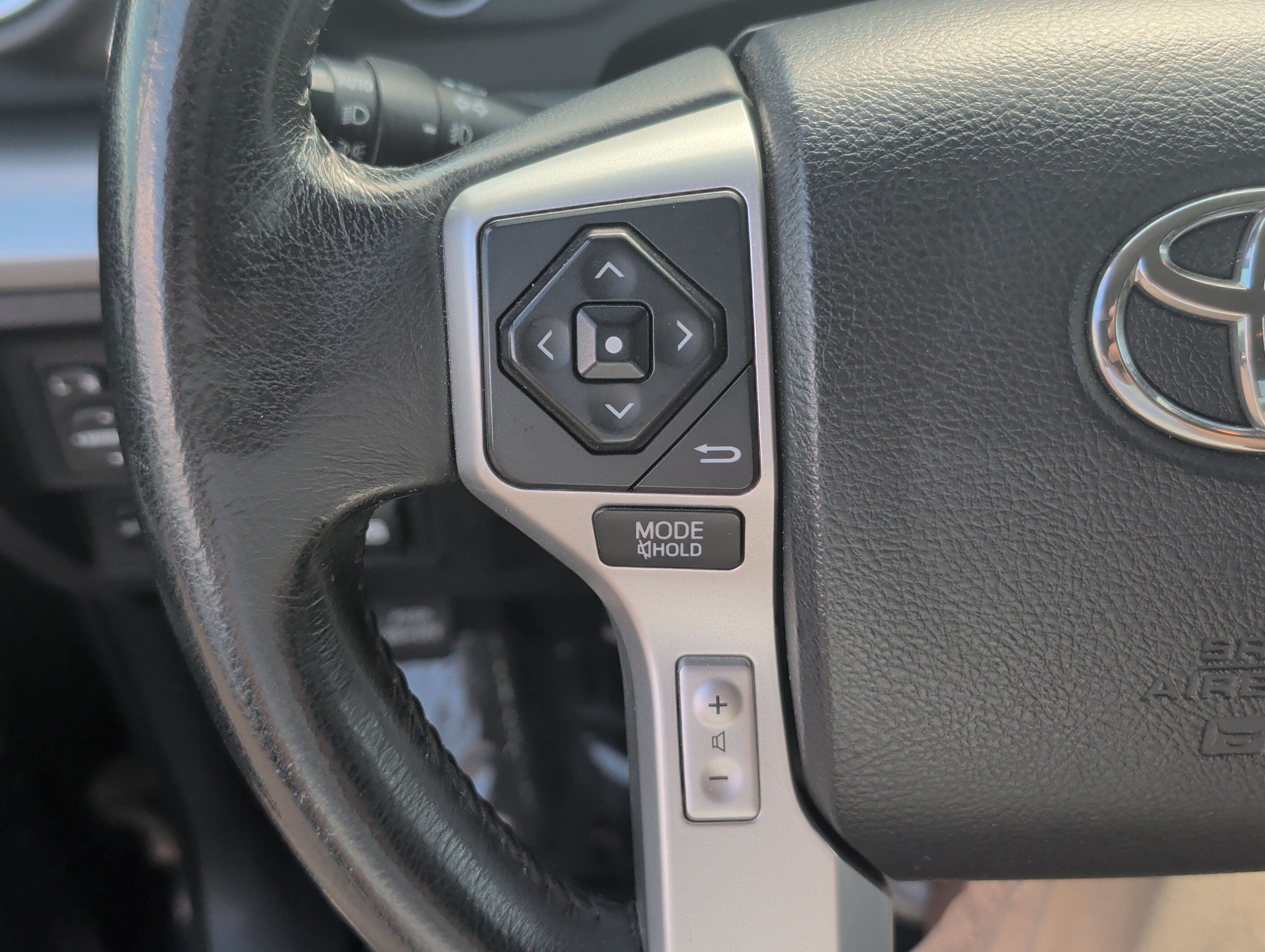 Used 2014 Toyota Tundra Platinum AWD/4WD image 30