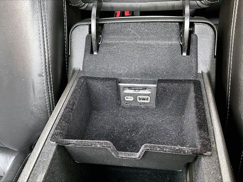 Used 2024 Cadillac XT5 Premium Luxury image 17