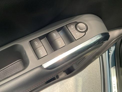 New 2026 Chevrolet Traverse Z71 image 9