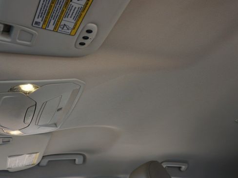 Used 2016 Ford Escape Titanium image 25