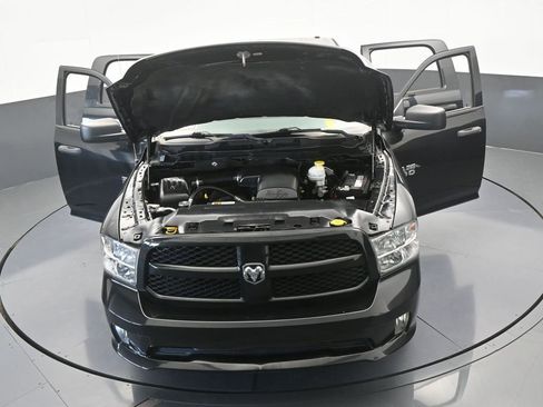 Used 2018 RAM 1500 Express image 66