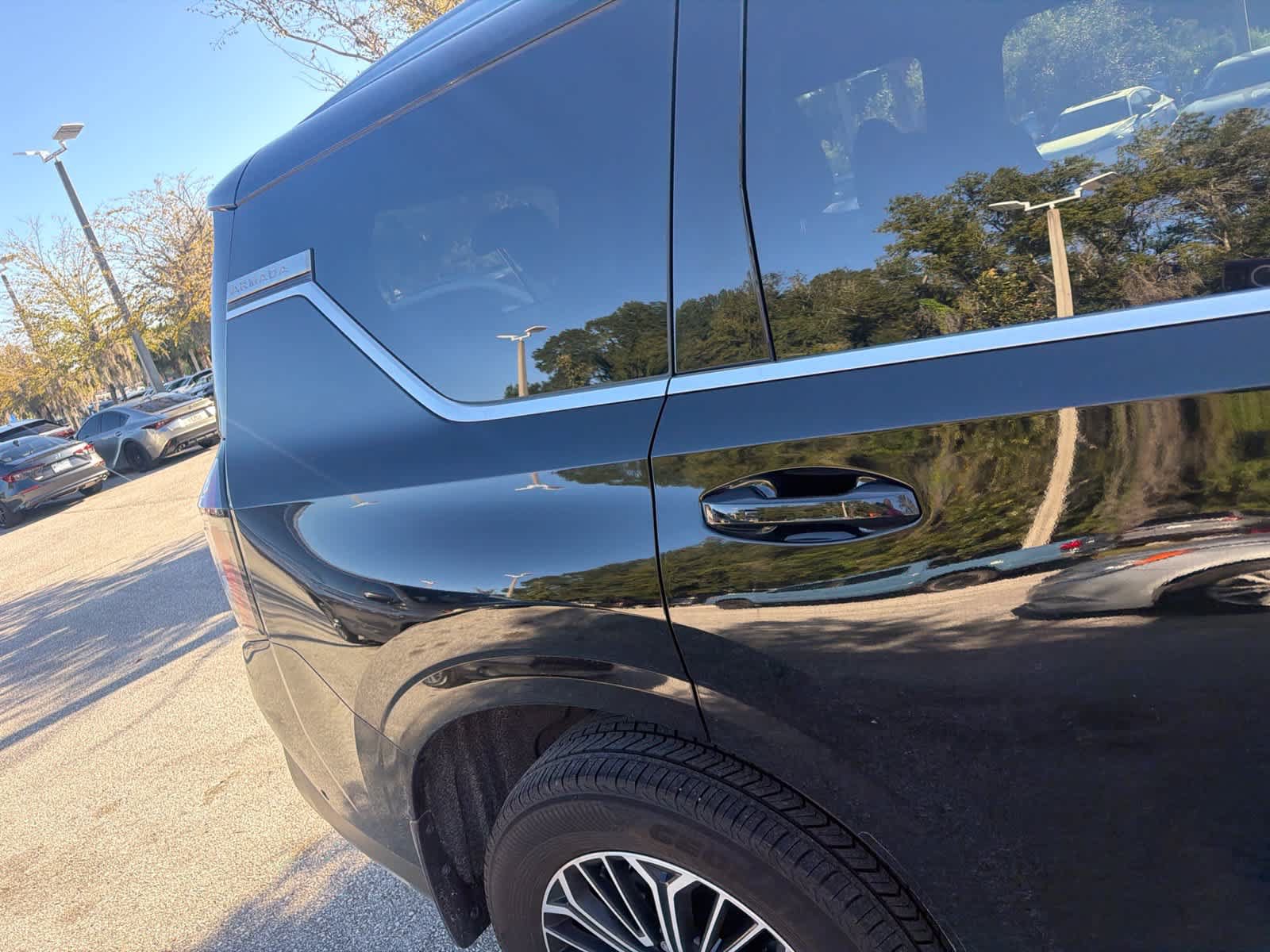 Used 2025 Nissan Armada SL w/ Captain's Chari Seat Package AWD/4WD image 28