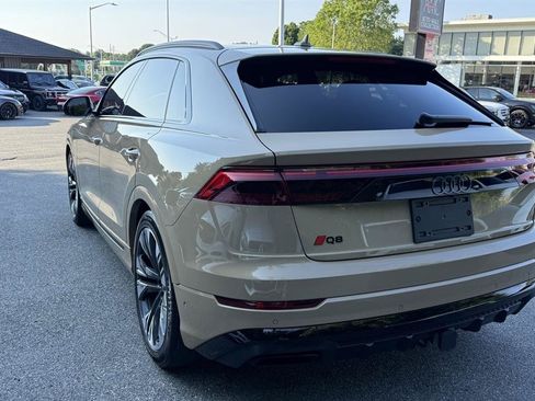 Used 2024 Audi Q8 Prestige w/ Prestige Package AWD/4WD image 13