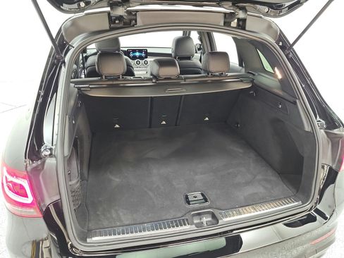 Used 2022 Mercedes-Benz GLC 300 image 22