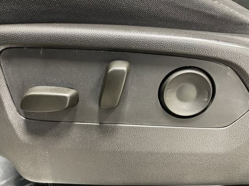 Used 2024 Chevrolet Silverado 1500 RST image 27