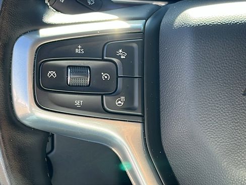 Used 2023 Chevrolet Silverado 1500 LT image 16