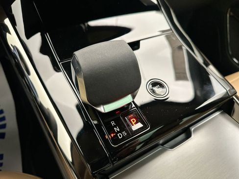 Certified 2024 Land Rover Range Rover Sport SE image 17