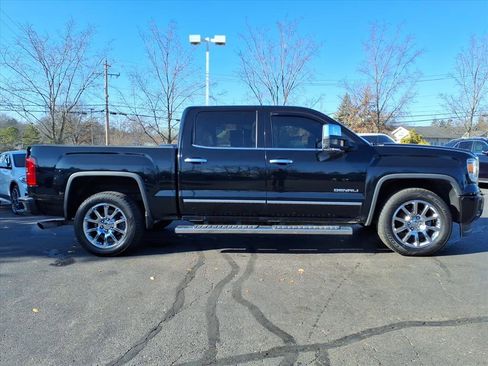Used 2014 GMC Sierra 1500 Denali w/ Driver Alert Package image 8