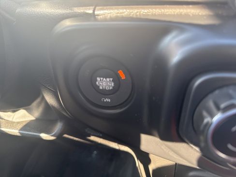 Certified 2021 Jeep Wrangler Unlimited Sport image 8