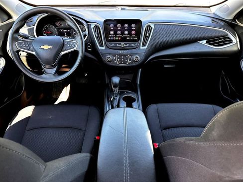 Used 2024 Chevrolet Malibu LT image 9