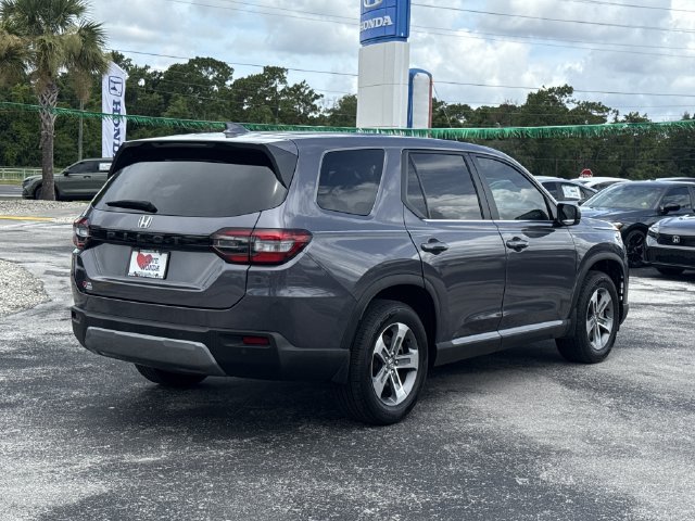 Used 2025 Honda Pilot EX-L image 7
