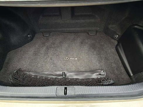 Used 2014 Lexus ES 300h image 47