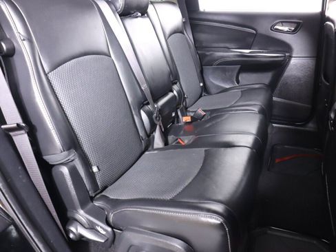 Used 2019 Dodge Journey Crossroad w/ Driver Convenience Group AWD/4WD image 36