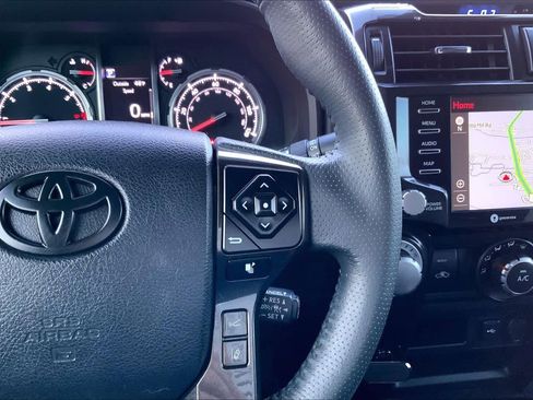 Used 2020 Toyota 4Runner TRD Off-Road Premium w/ Moonroof Package image 25