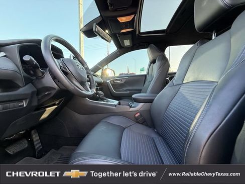 Used 2021 Toyota RAV4 XSE AWD/4WD image 25