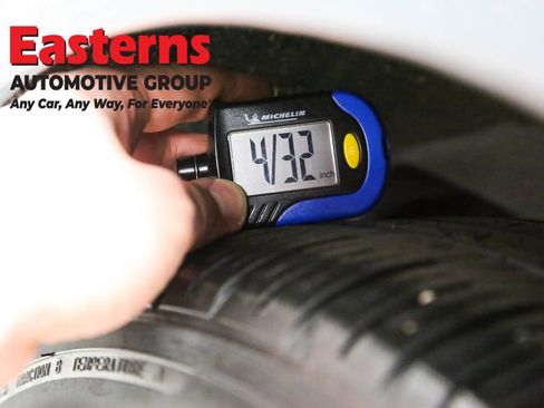 Used 2024 Toyota Corolla LE image 23