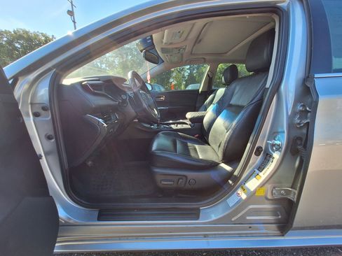 Used 2015 Toyota Avalon XLE Touring image 16