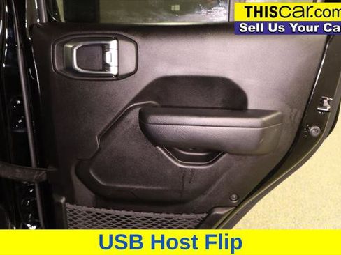 Used 2023 Jeep Gladiator Sport image 32