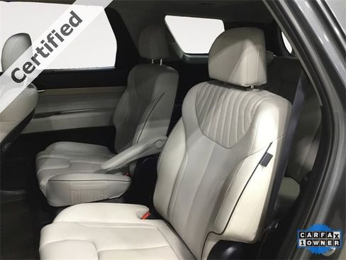 Used 2023 Hyundai Palisade Limited w/ Cargo Package image 13