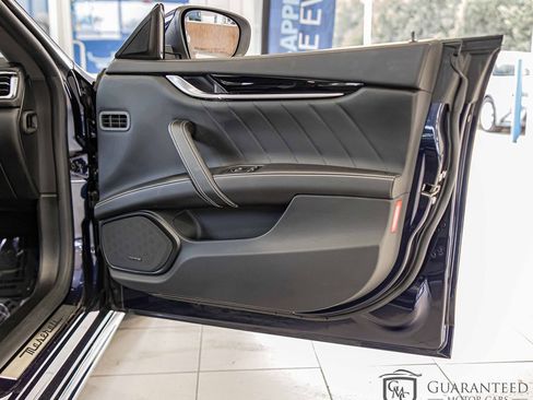Used 2021 Maserati Ghibli S GranLusso image 47