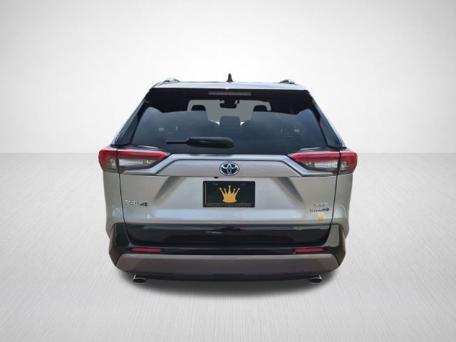 Used 2020 Toyota RAV4 XSE w/ All Weather Liner Package AWD/4WD image 9