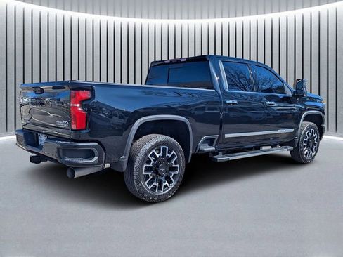 Used 2026 Chevrolet Silverado 2500 High Country w/ Technology Package image 3