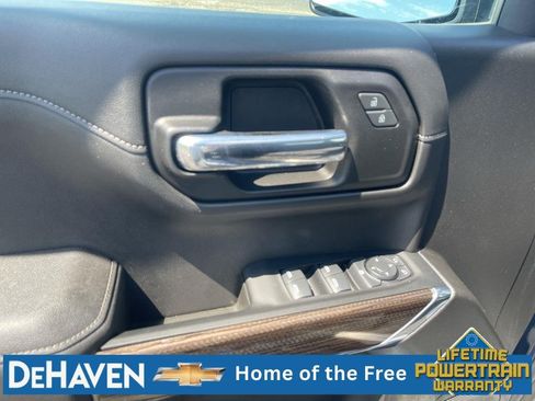 Used 2021 Chevrolet Silverado 1500 RST AWD/4WD image 23