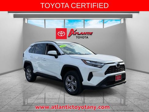 Certified 2025 Toyota RAV4 XLE AWD/4WD image 1