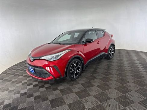 Used 2020 Toyota C-HR XLE FWD image 5