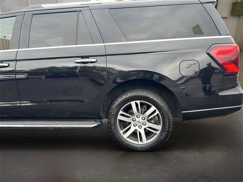 Certified 2022 Ford Expedition Max Limited image 8