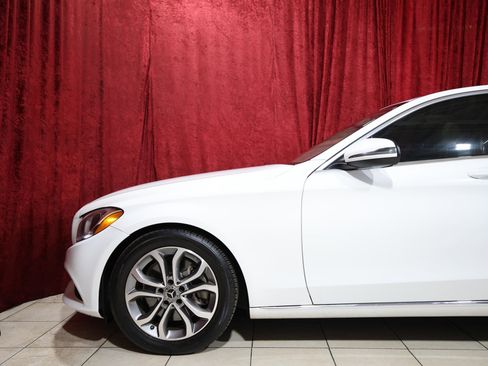 Used 2018 Mercedes-Benz C 300 Sedan image 5