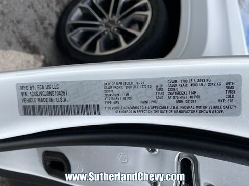 Used 2022 Jeep Grand Wagoneer Series III w/ Rear Seat Video Group 1 image 63