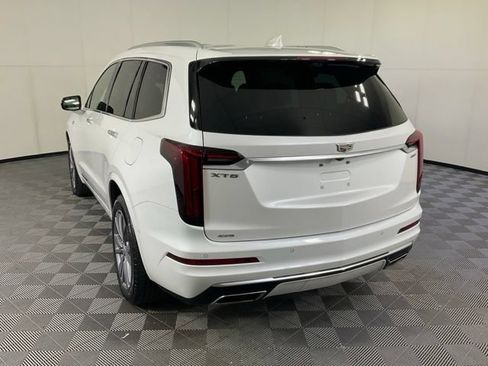 Certified 2025 Cadillac XT6 Premium Luxury w/ Platinum Package AWD/4WD image 4