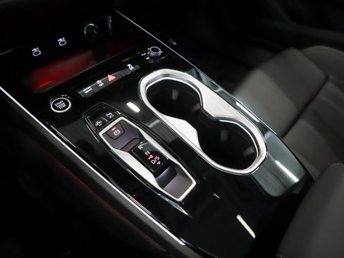 New 2026 Audi A6 Premium Plus image 18