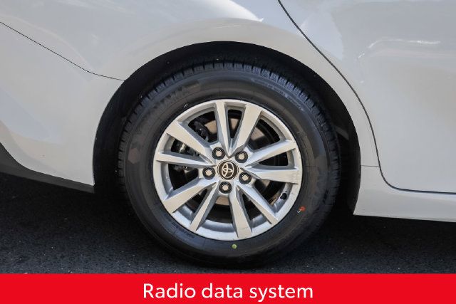 Used 2025 Toyota Camry LE FWD image 7