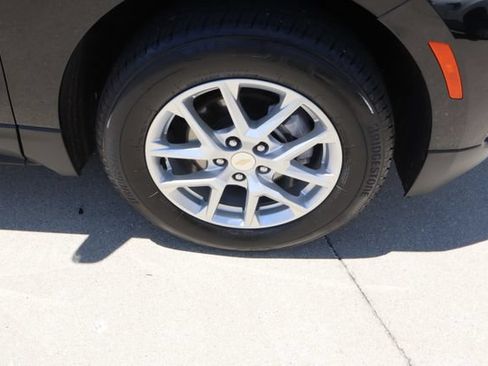 Used 2024 Chevrolet Equinox LT AWD/4WD image 8