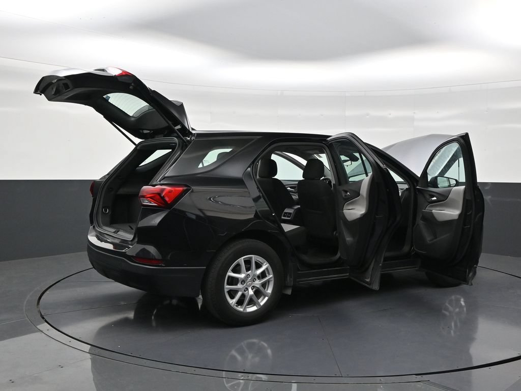Used 2024 Chevrolet Equinox LS FWD image 27