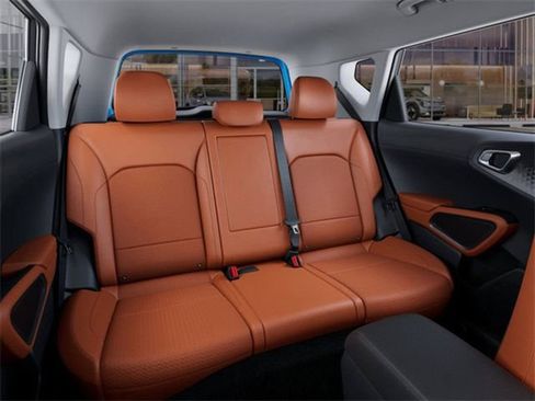 Certified 2025 Kia Soul EX FWD image 16