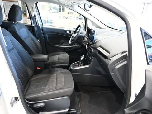 Used 2020 Ford EcoSport SE w/ SE Convenience Package image 10