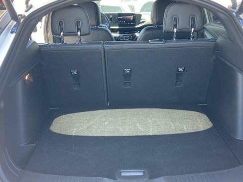 Used 2024 Buick Envista Sport Touring w/ Convenience I Package FWD image 22