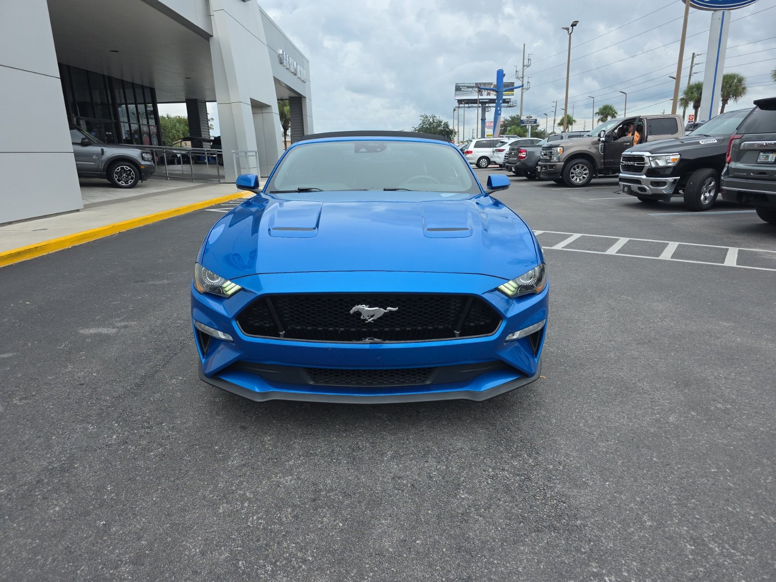 Used 2019 Ford Mustang GT Premium w/ Equipment Group 401A RWD image 2